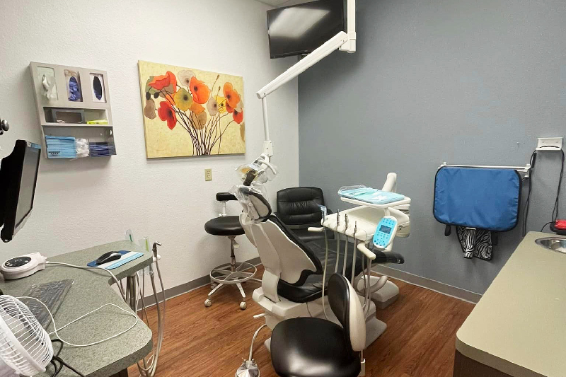 Dentist in Hickory Creek